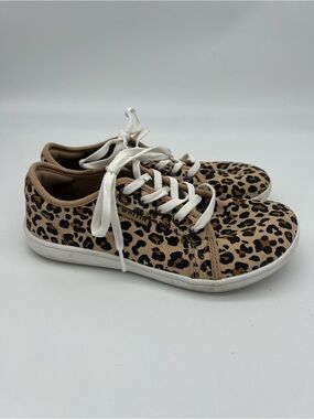 Whitin wide toe barefoot sneakers Leopard women’s size 8 Wide 39 athletic shoes